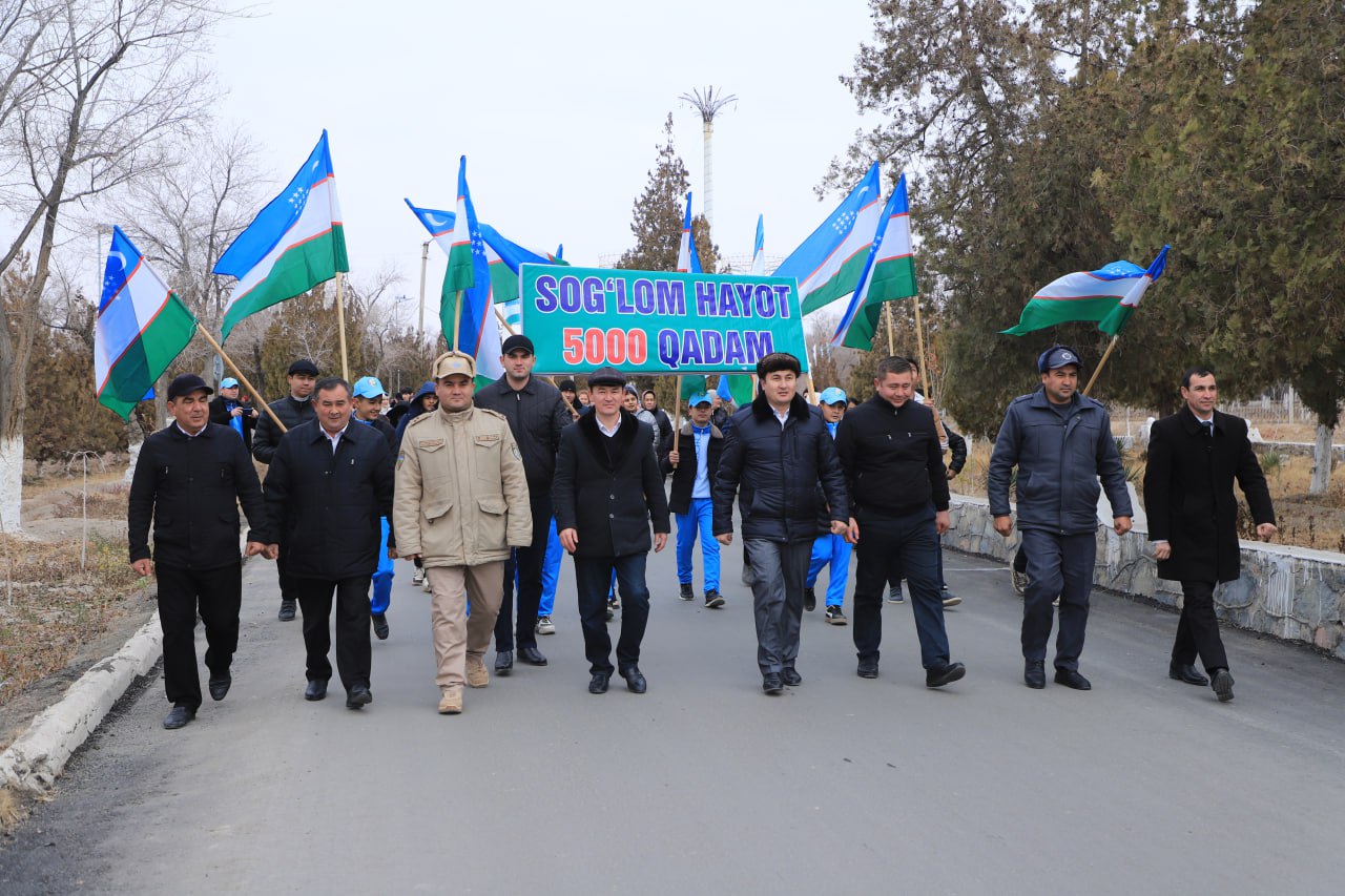 8-dekabr — O‘zbekiston Respublikasi  Konstitutsiyasi qabul qilingan kun.